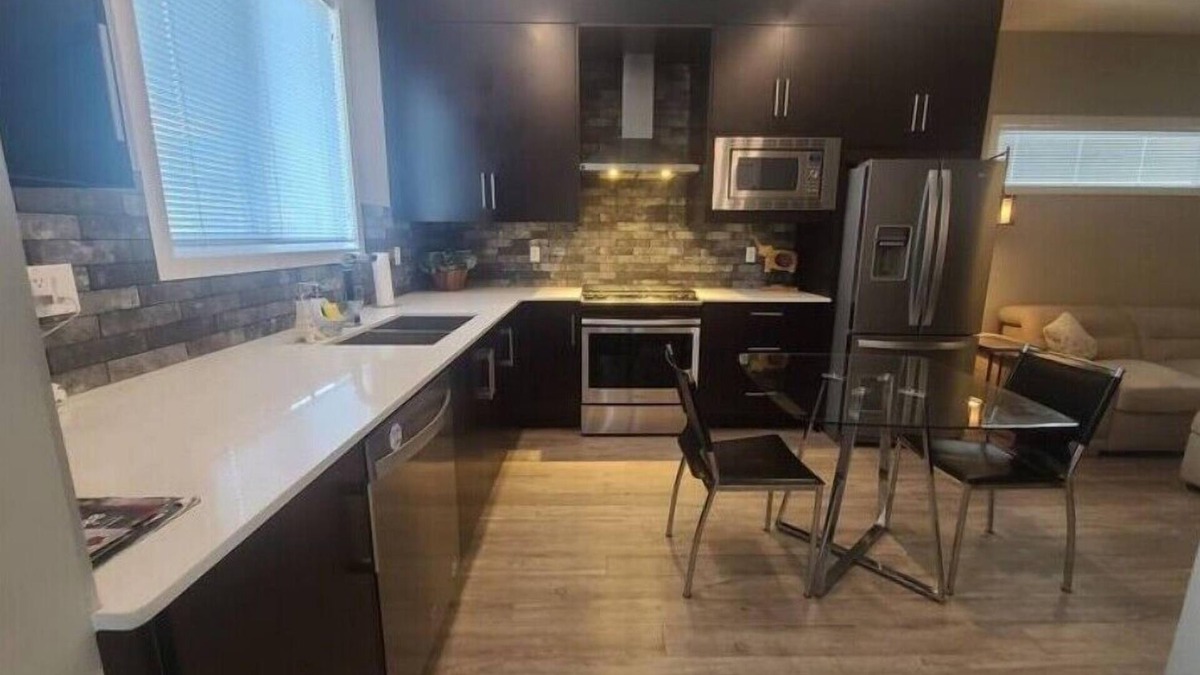 Calgary House | Luxury Condo For Rentn