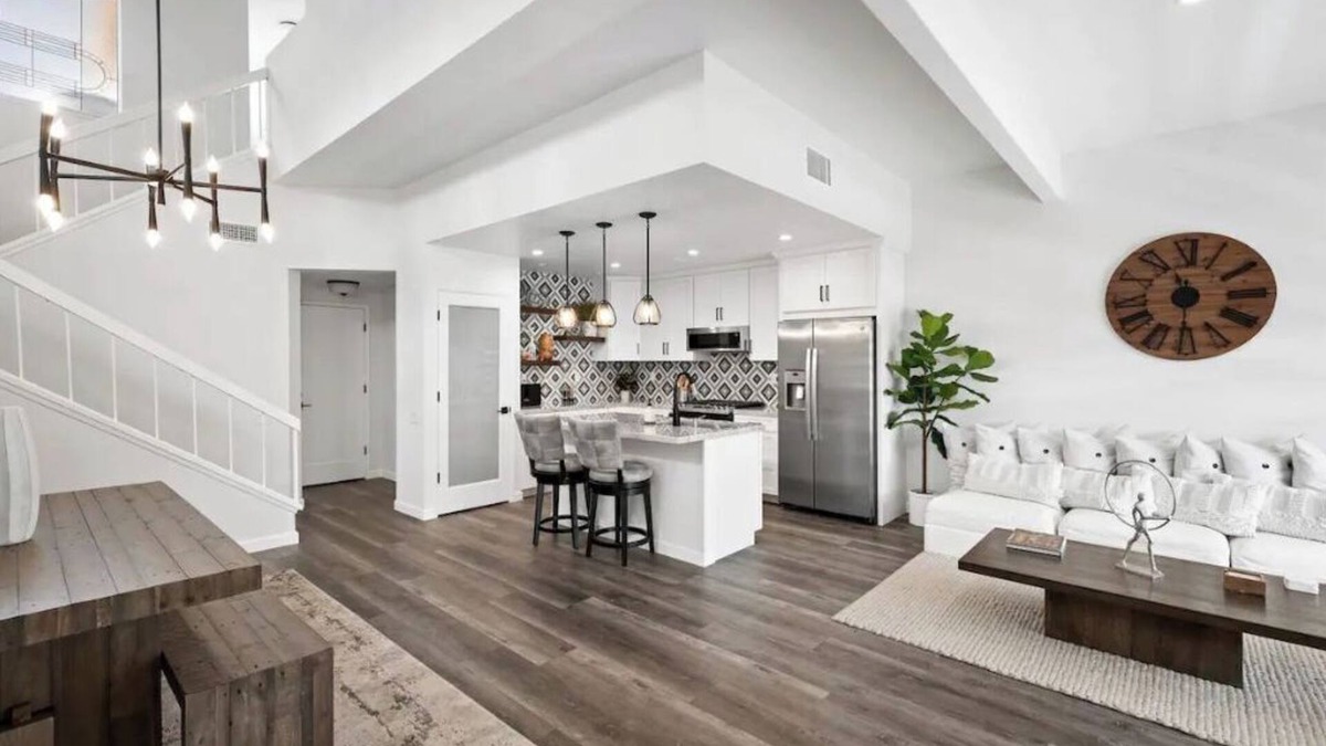 Palm Desert Condo | Luxury Condo in the Exclusive Ironwood CC
