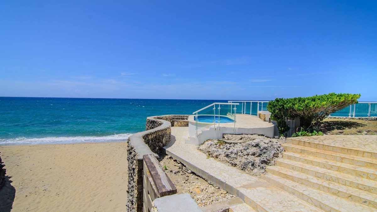 Sosua Apartment | Luxury condo on private sandy beach, with pool, A/C, internet, cable TV