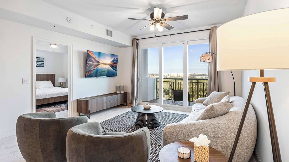 Merritt Island Condo | Luxury Condo Retreat in Merritt Island