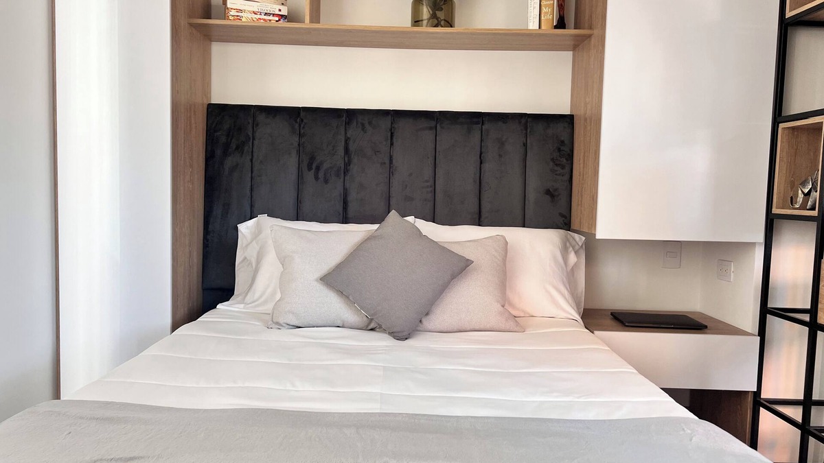 La Gran Via Apartment | Luxury-confortable studio. Best location. 2 minutes to the famous 93 park.