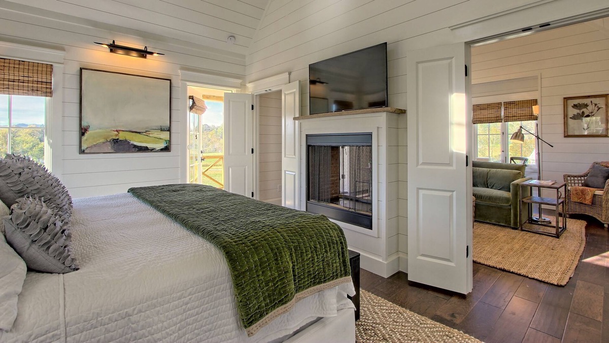Dillard Cottage | Luxury cottages with killer views near Highlands