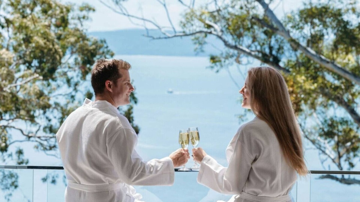 Nelson Bay House | Luxury Couples Escape - Vue One