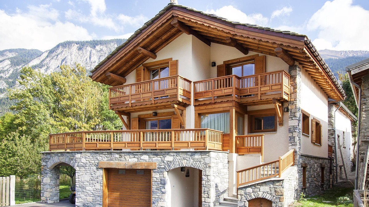 Sollieres-Sardieres Ski Chalet | Luxury detached chalet Sollières Haute Maurienne Vanoise Val Cenis