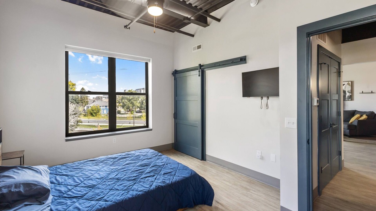 Stuart Apartment | Luxury Downtown Condo with Fire Place