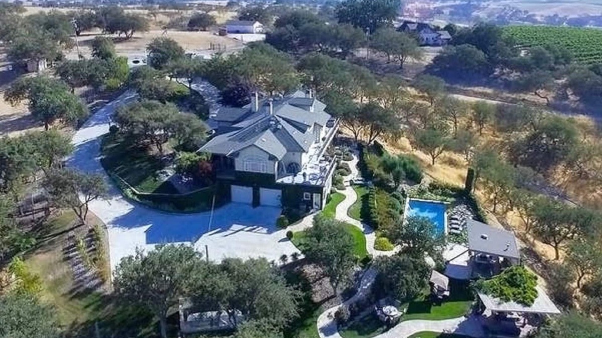 Paso Robles House | Luxury Estate In Paso Robles. Treat Yourself To Excellence!