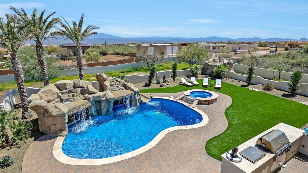 Pinnacle Peak Apartment | Luxury Estate, Sleeps 24 | Sonoran By HomeStakes