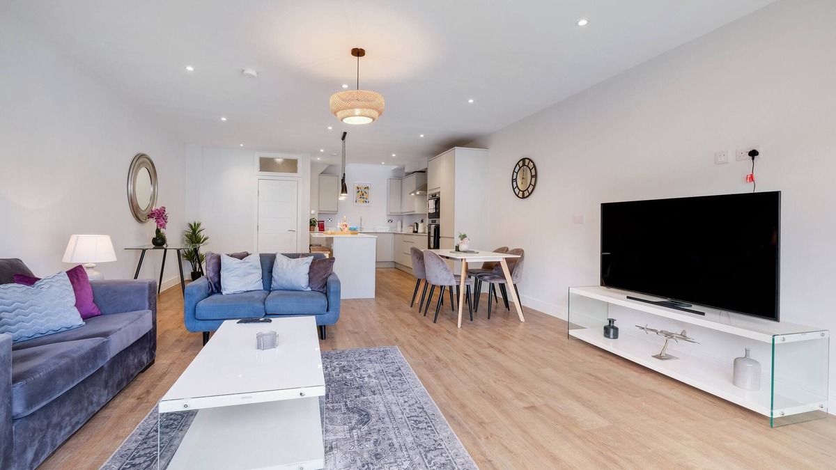 Purley House | Luxury Executive 5 Bedroom Home in Purley