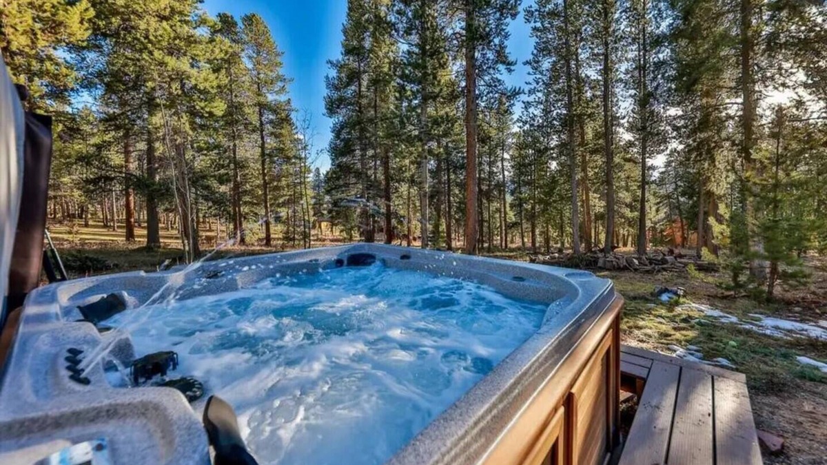 Sunset Ridge Cabin | Luxury Family Cabin in the Woodsnn