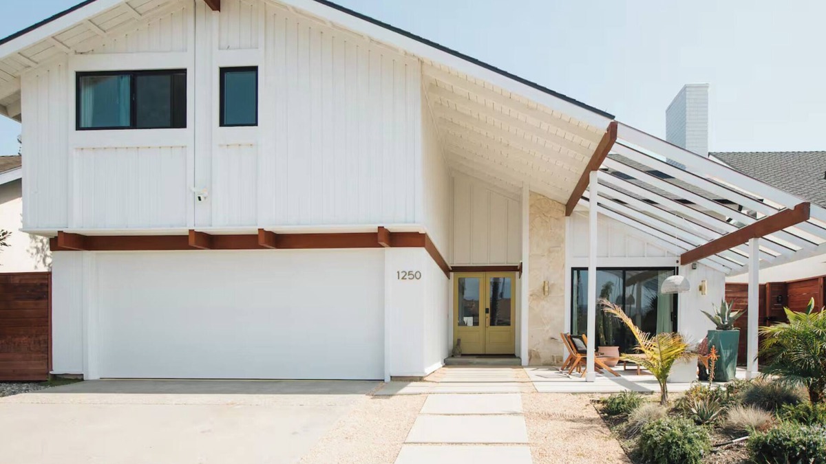 Oxnard Shores House | Luxury Family Getaway – Steps from Oxnard Shores