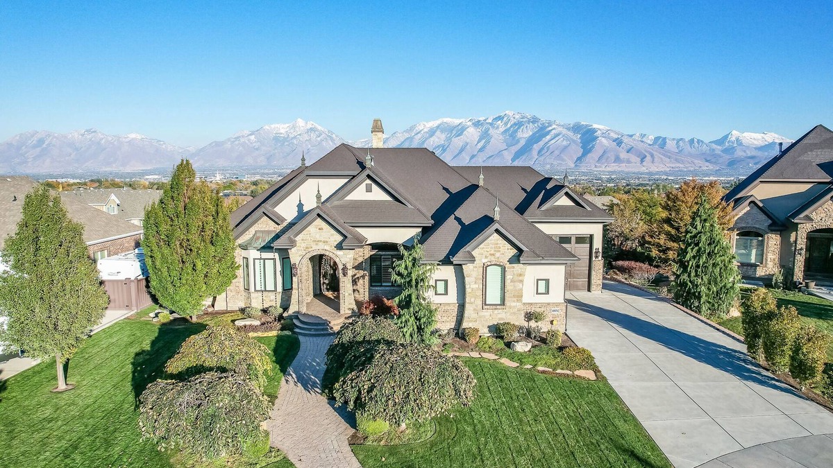 South Jordan House | Luxury Family Home, 15 Miles to Downtown SLC!