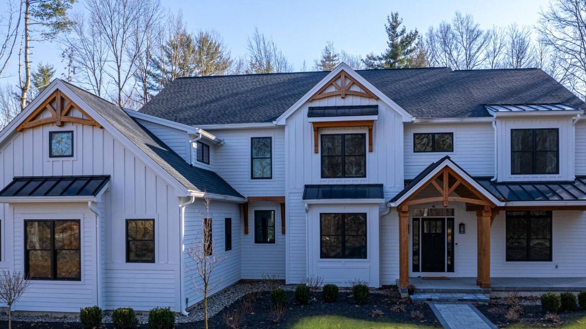 Saratoga Springs House | Luxury Family Home in Saratoga Springs, NY