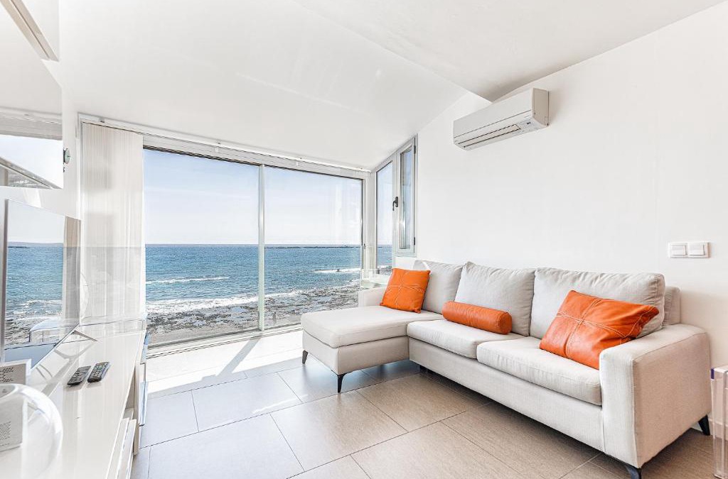Melenara Apartment | Luxury First Line Apartment.