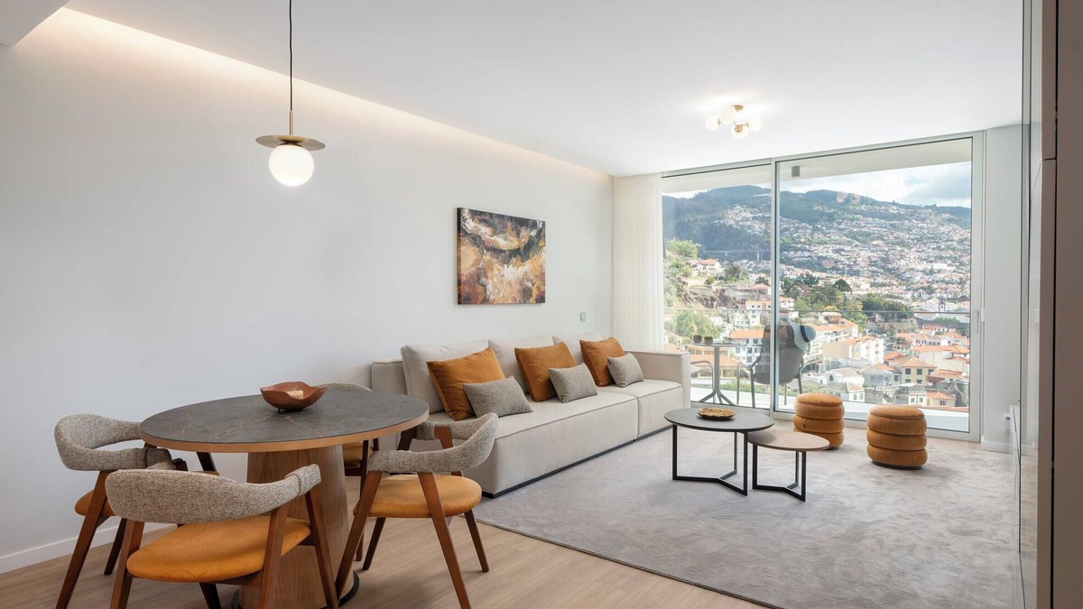 Sao Pedro Apartment | Luxury flat with a shared pool - Maravilhas II