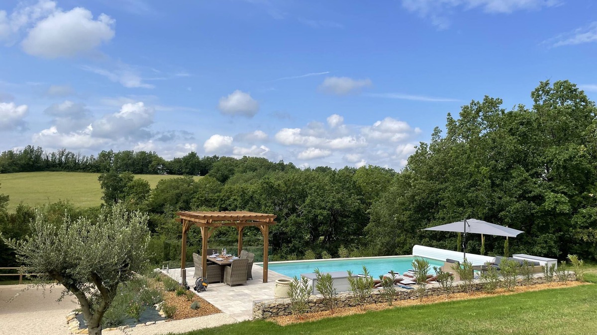 Masquieres Villa | Luxury French Villa with Private Heated Pool and Games Room/Bar