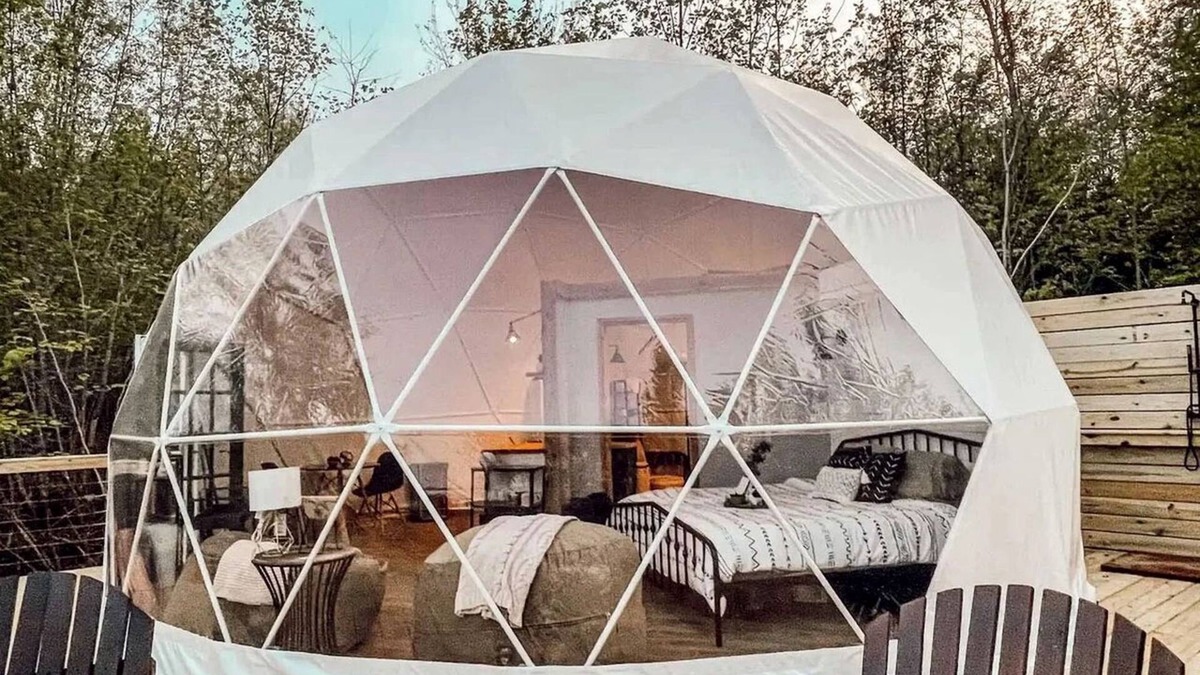 McMinnville Cabin | Luxury Fully Equipped Dome with Hot-Tub and Impressive Deck in Tennessee