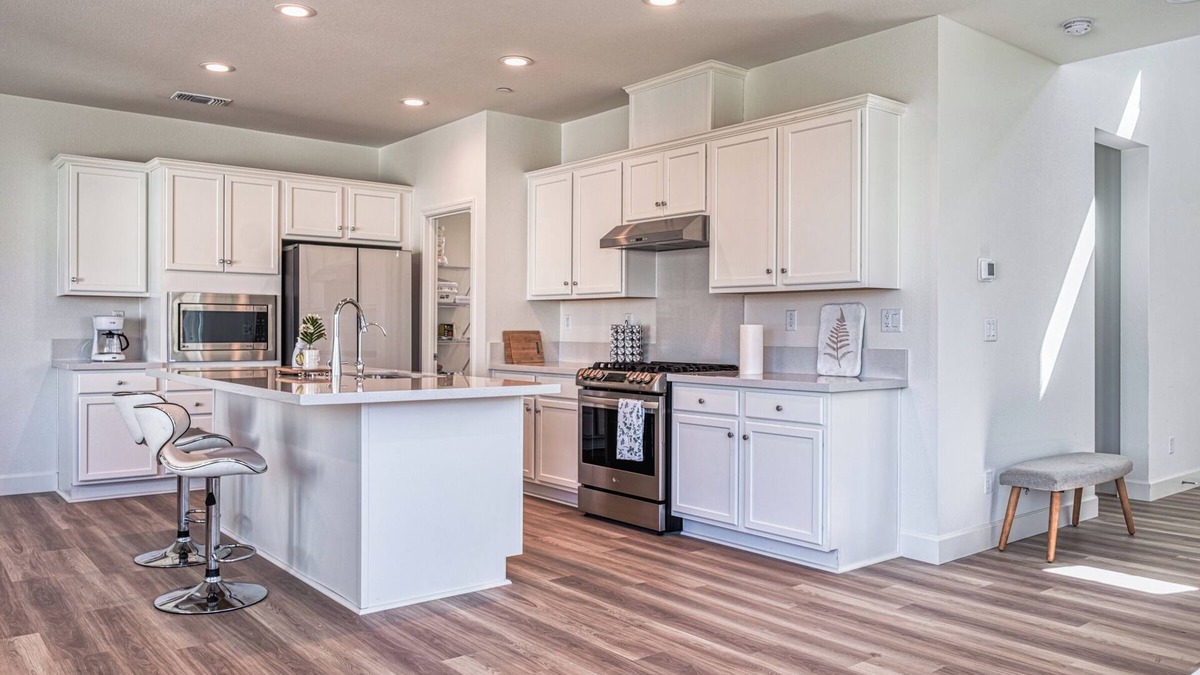 Tracy House | Luxury Furnished homes in Tracy with Mini Golf