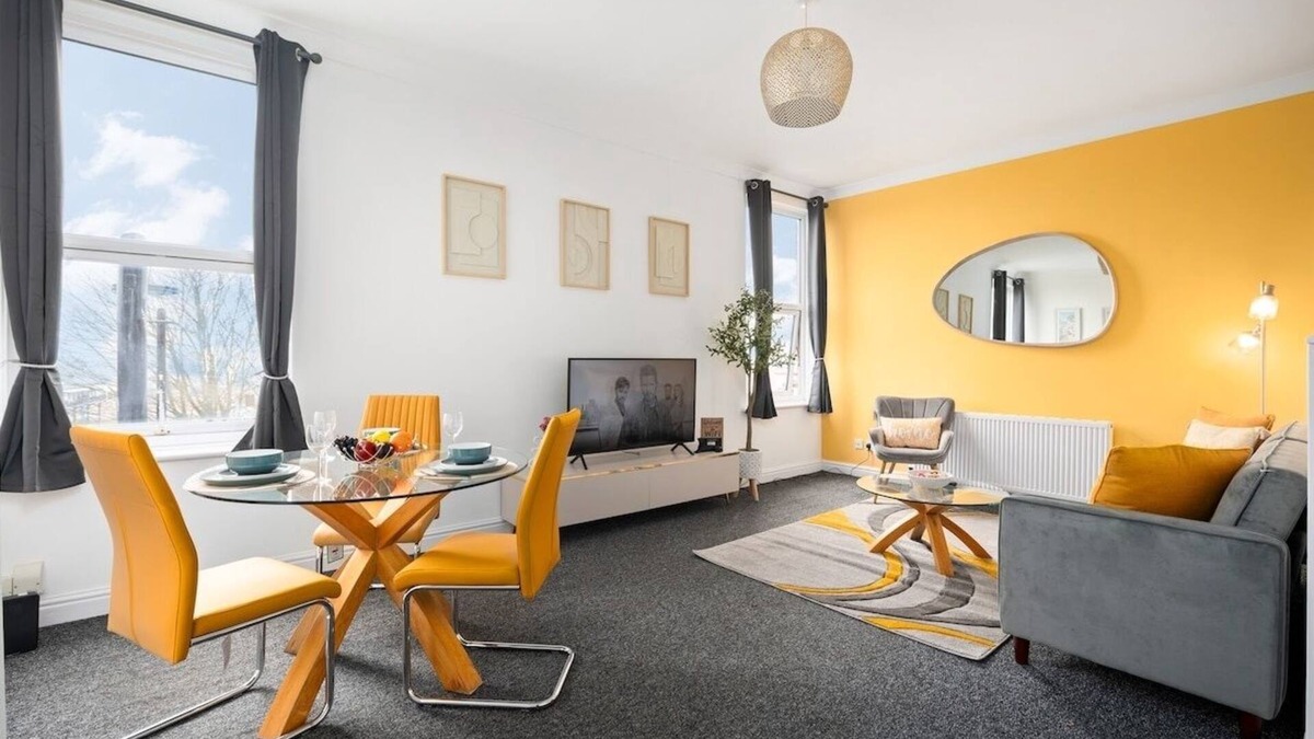 Cleethorpes Apartment | Luxury Apartment by the Sea