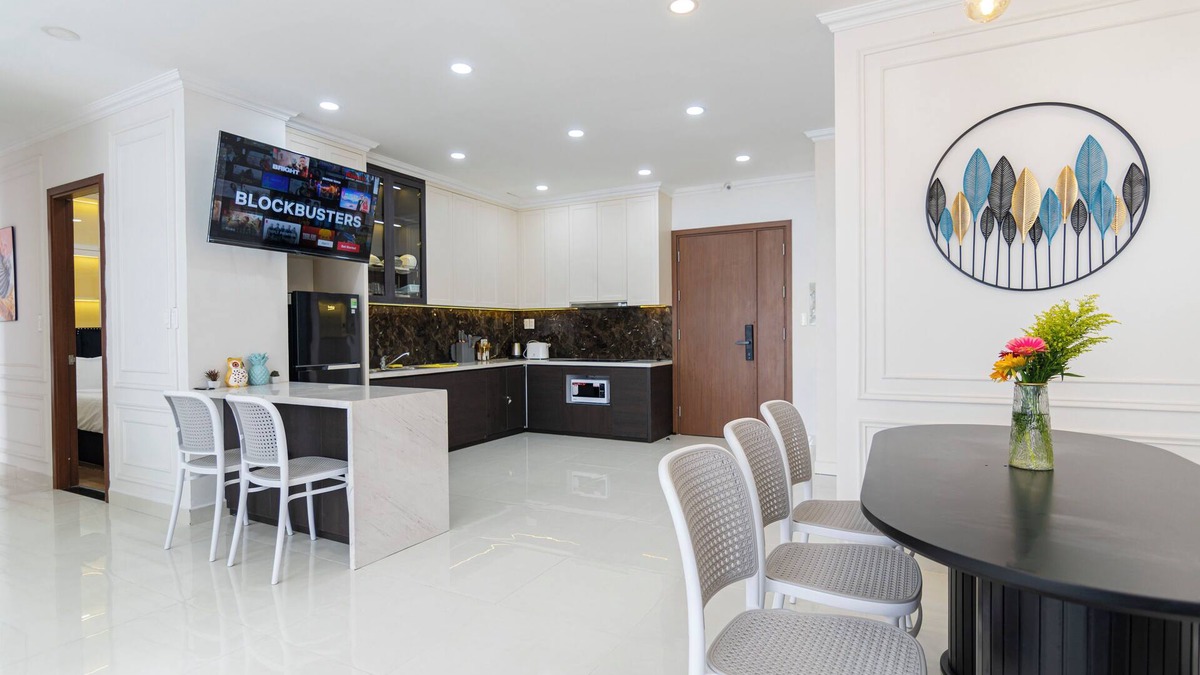 District 1 Apartment | Luxury #Grand-Riverside 4BR #Pool#Netflix#Buivien#D4#Center#D1