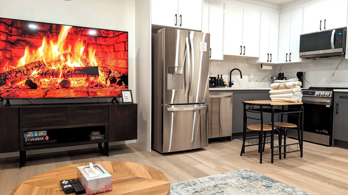 Calgary Apartment | Luxury Guest Suite in Calgary perfect for a visit to the Canadian Rockies.