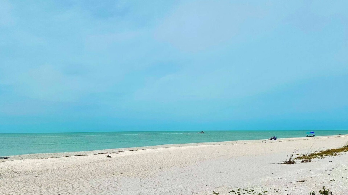 Sanibel Condo | Luxury gulf front/gulf view 3br/3ba + CABANA. Incr