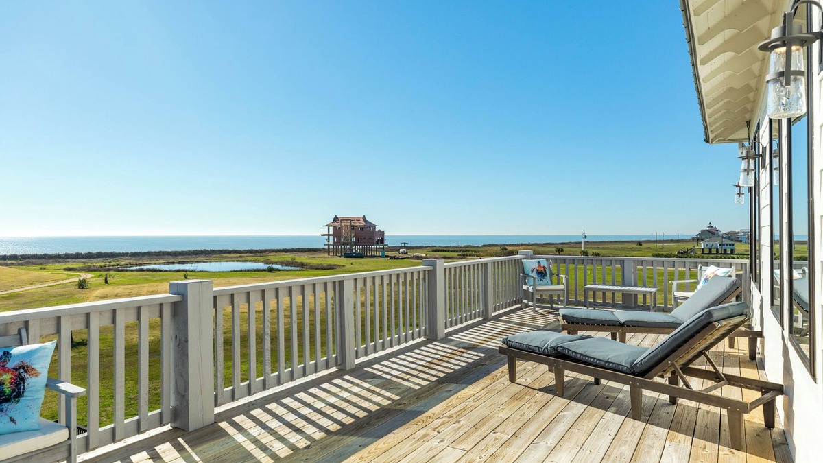 Port Bolivar House | Luxury | Gulf Views | Pool | Exclusive Villa