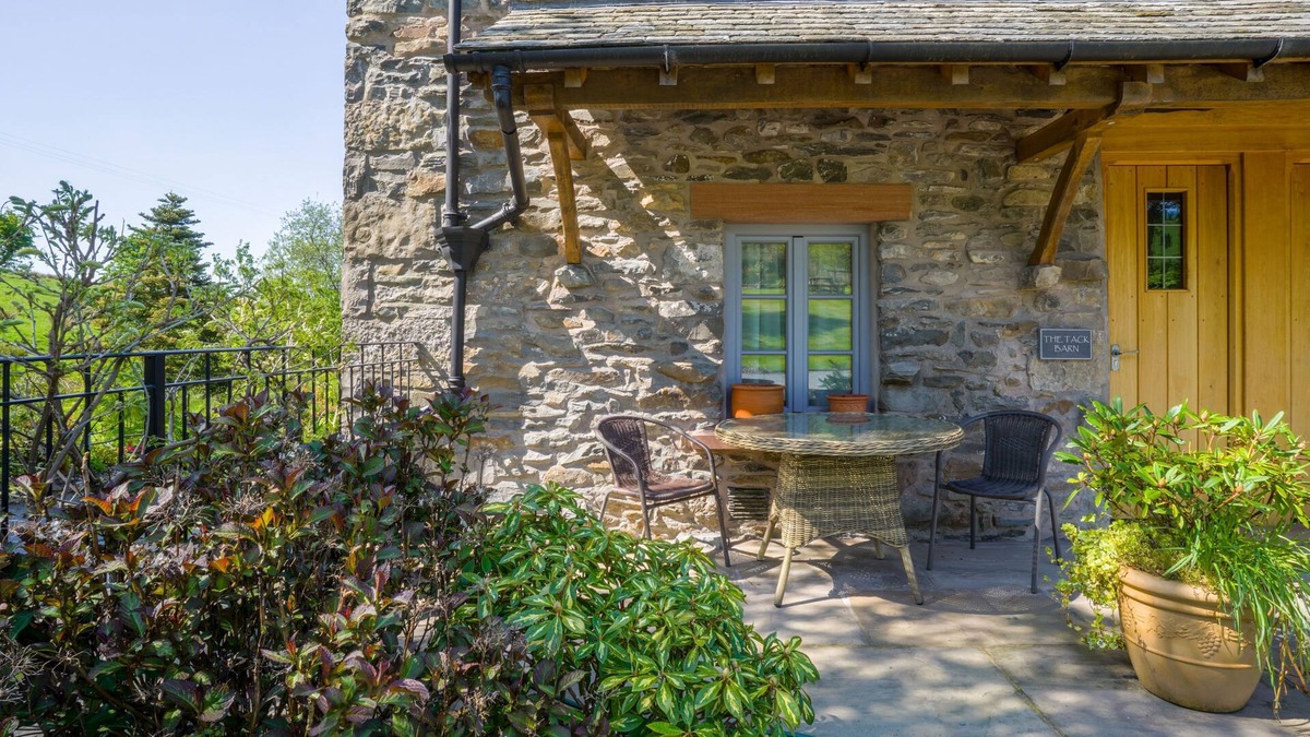 Bretherdale Apartment | Luxury, High Quality, 'Green' Barn Conversion (Lake District & Dales National Parks)