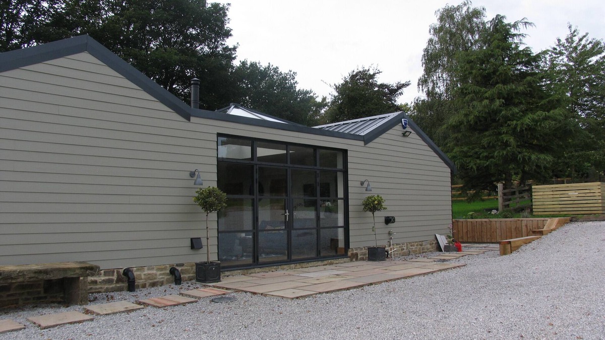 Embsay House | Luxury Holiday Home with Hot Tub, Pet & Family friendly in the Yorkshire Dales