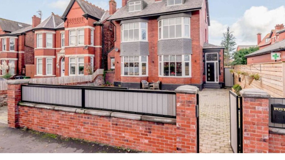 Southport House | Luxury Holiday House in Southport-Cumberland House