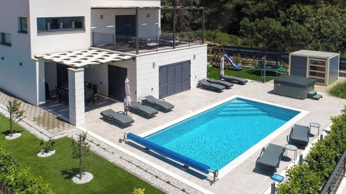 Stankovici Villa | Luxury Holiday Villa Olive Tree with swimming pool and magnificent sea view!