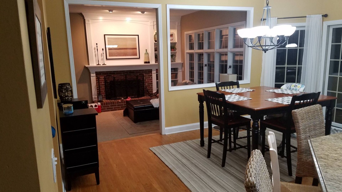 Westlake House | Luxury Home, Chef's Kitchen, Quiet Street! 15 min to Airport/Dwntown, 5 to Beach
