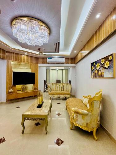 Dhanmondi Apartment | Luxury Home in Dhaka