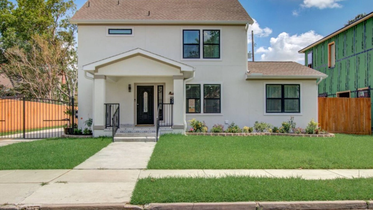 Riverside Terrace House | Luxury Home in downtown Houston area