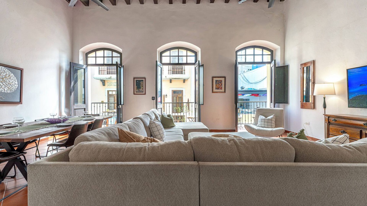 Old San Juan Apartment | Luxury Home~ King Beds, Prime Location, 3 Balconies, Fast WiFI, AC in Every Room