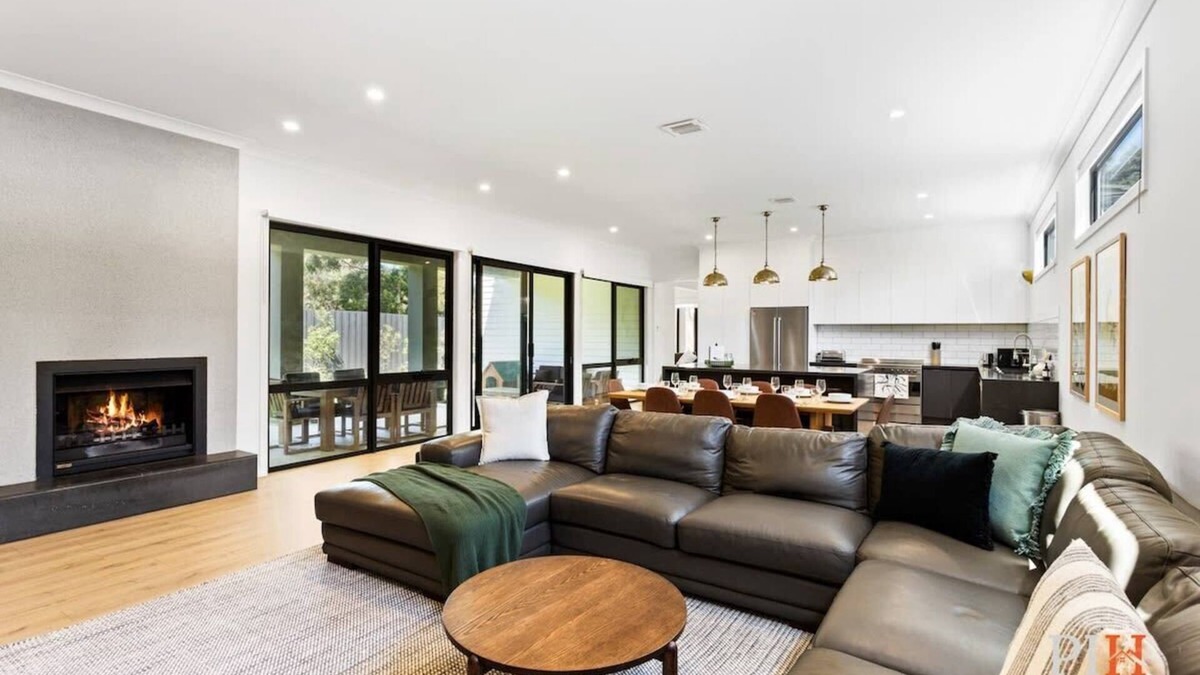 Silverleaves House | Luxury Home Sleeps 9 Guests