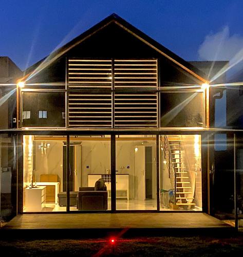 Candos Ski Chalet | Luxury Home with Garden Oasis