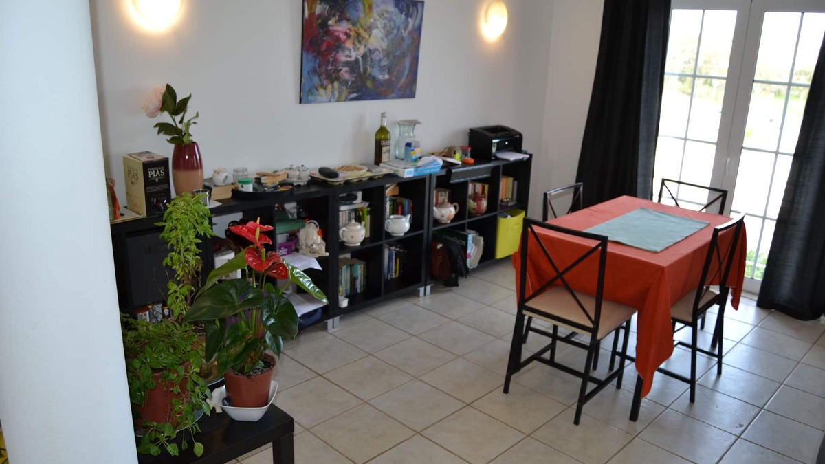 Budens House | Luxury house, 4 people, 2 bedrooms. Shared swimming pool. Golf nearby