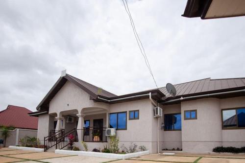 Kubease House | Luxury House in Trede Kumasi