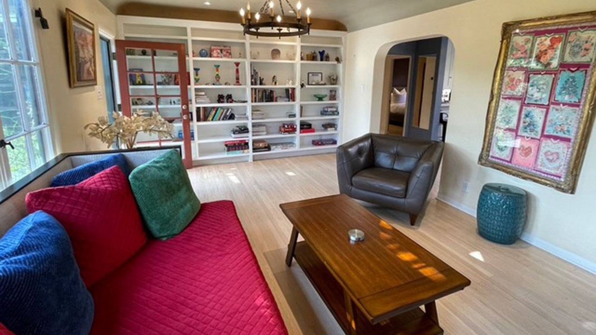 Lamanda Park House | Luxury Huntington Gardens Home