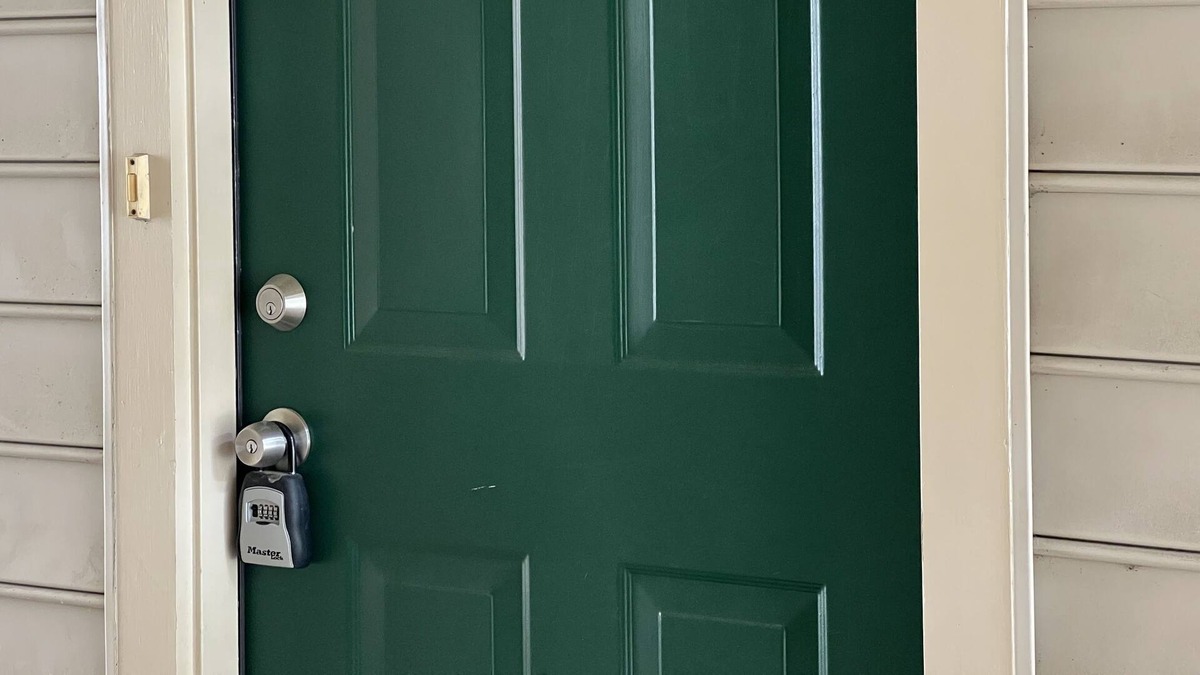 Woodbridge Condo | Luxury King Apartment 2Bed/2Bath Near Potomac Mills i95 Exit 158