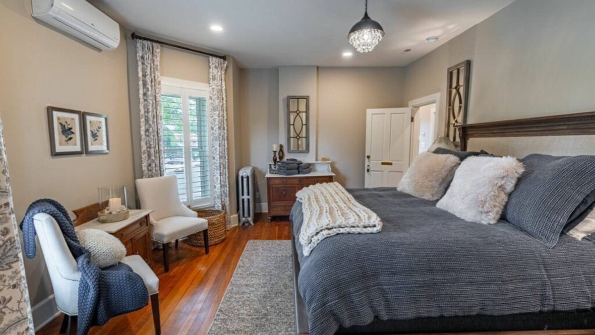 Canon City Apartment | Luxury King Suite in the heart of the Royal Gorge Region
