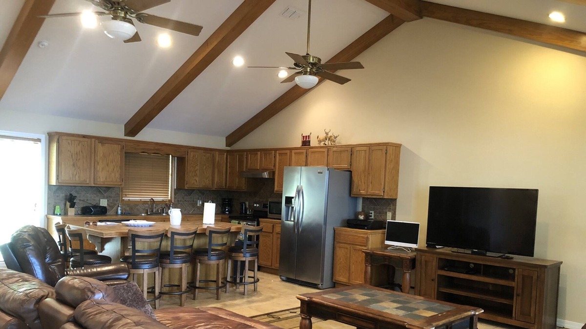 Farmerville House | Luxury Lake House