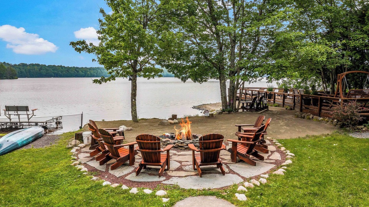 Gouldsboro House | Luxury Lakefront w/Kayaks, Paddleboards, Put Put, Ping Pong