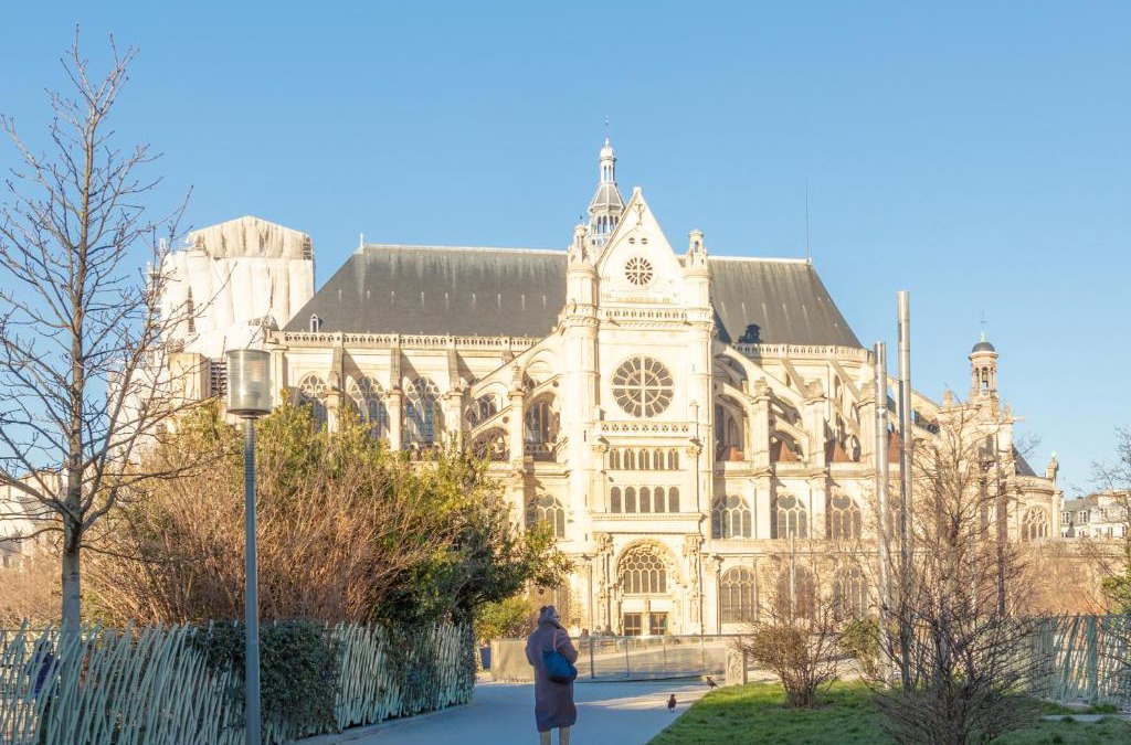 Les Halles Apartment | Luxury Living in Louvre