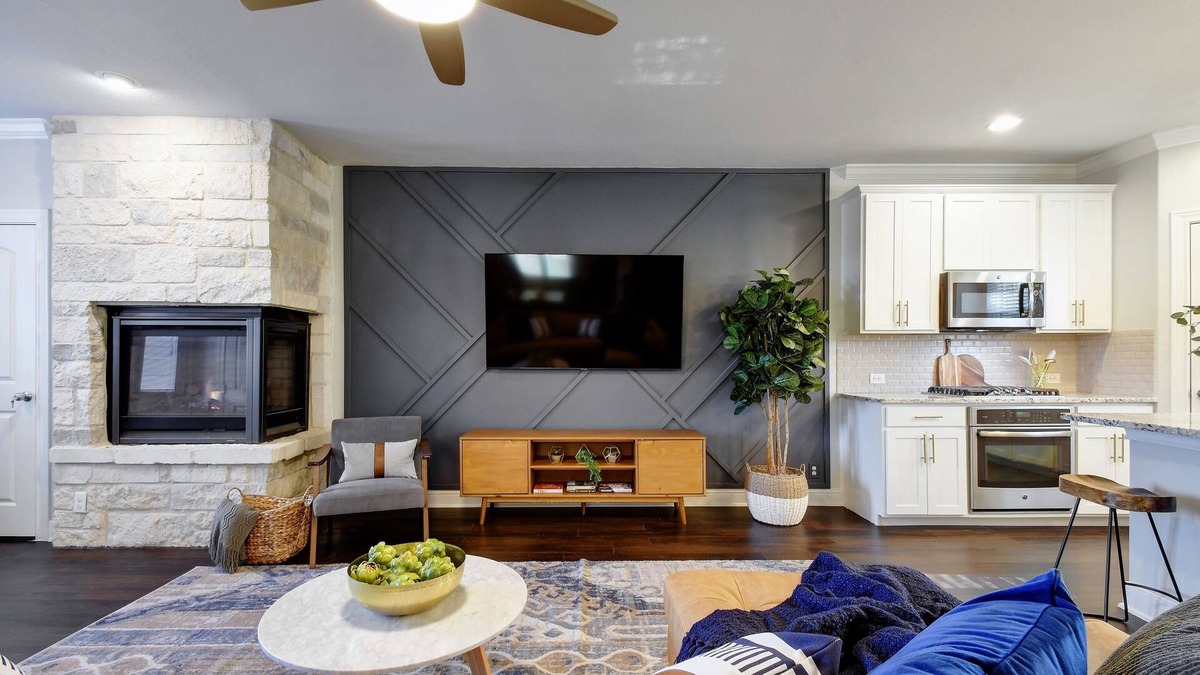 Southtown House | Luxury Living with modern amenities - Blocks from Riverwalk/Downtown