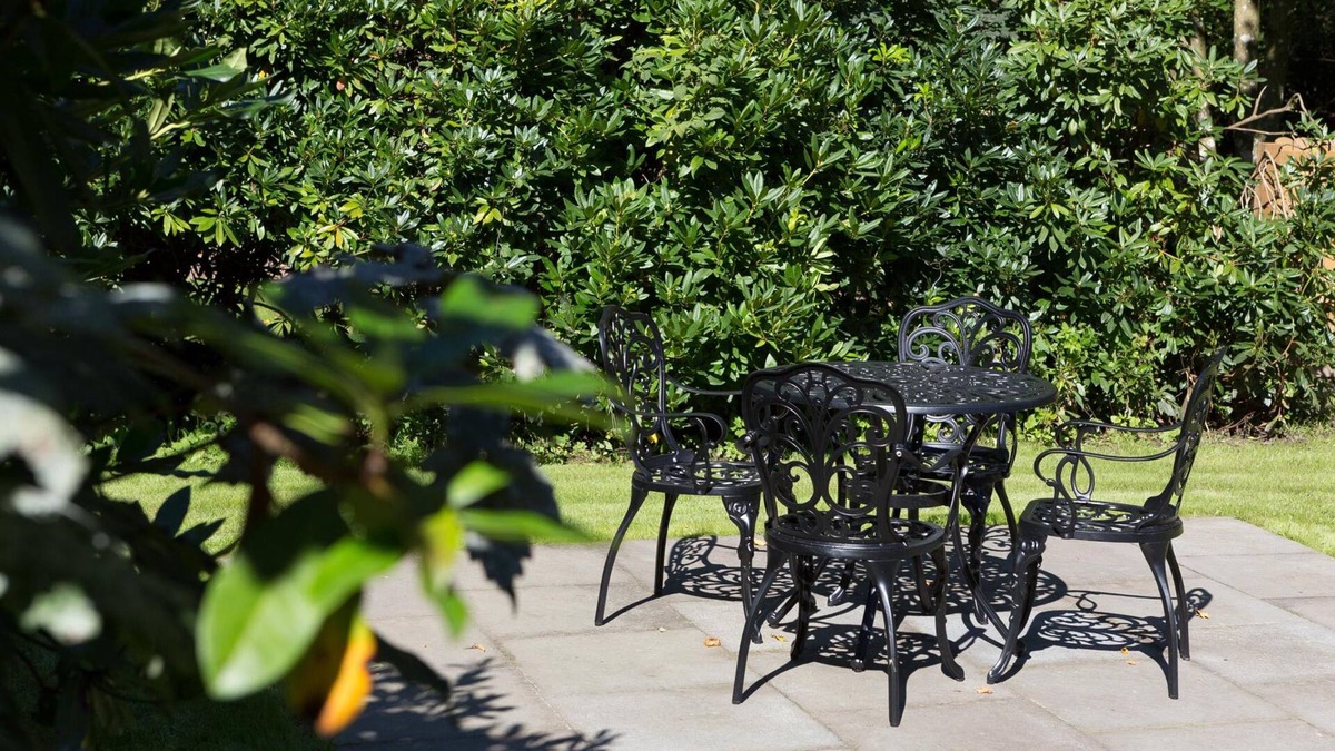 Carlisle House | Luxury Lodge with Garden in the Grade II*'listed Netherby Hall