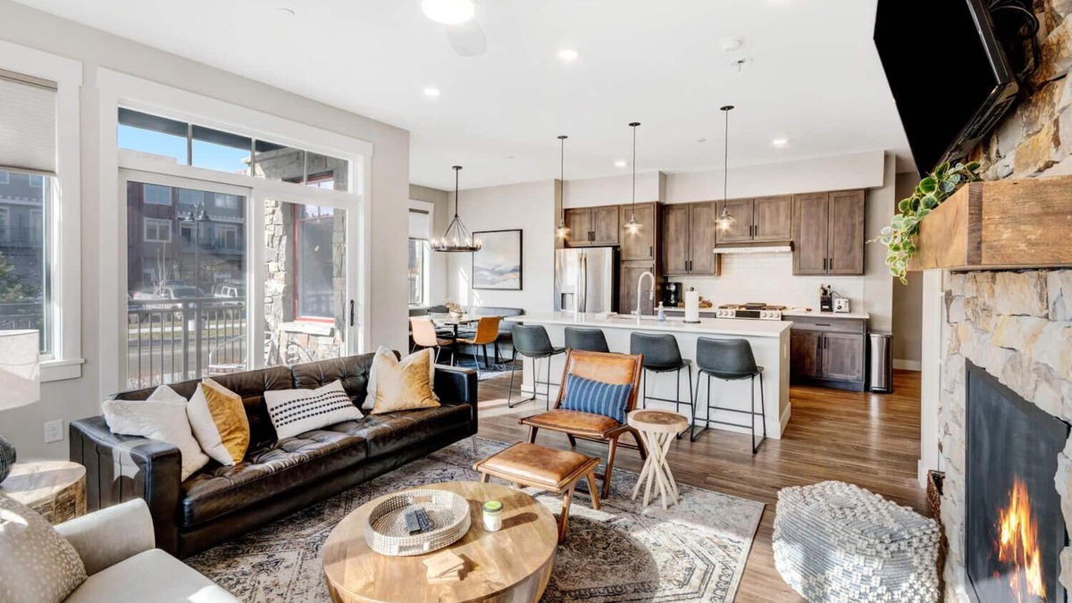 Winter Park House | Luxury Loft 101 I Hot Tub I Great Views I Best Price I Discounted Attractions