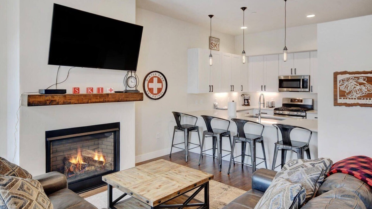 Winter Park House | Luxury Loft 16 I Hot Tub I Great Views I Best Price I Discounted Attractions