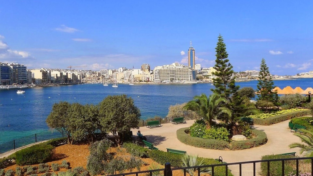 Tal-Ghoqod Apartment | Luxury Maisonette in a Tranquil and Central Area