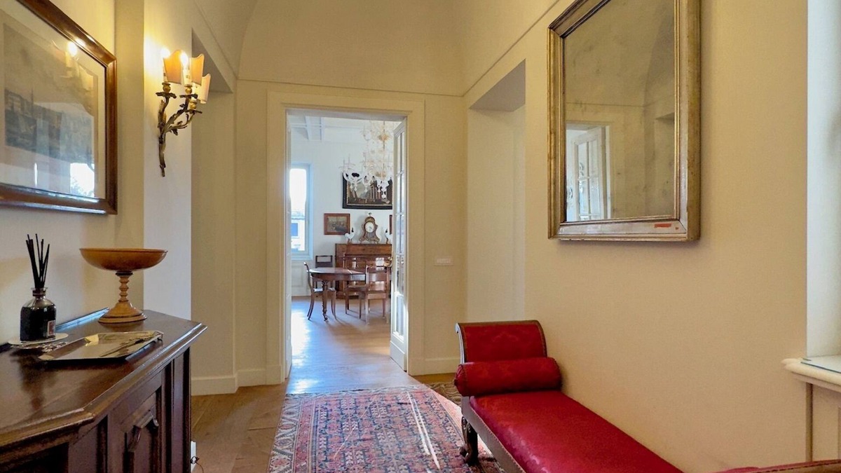 Rione V Ponte Apartment | Luxury Mansion Castel SantAngelo